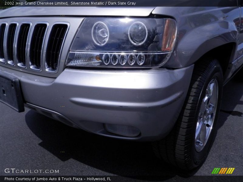 Silverstone Metallic / Dark Slate Gray 2002 Jeep Grand Cherokee Limited