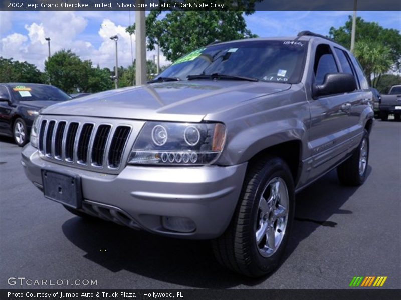 Silverstone Metallic / Dark Slate Gray 2002 Jeep Grand Cherokee Limited