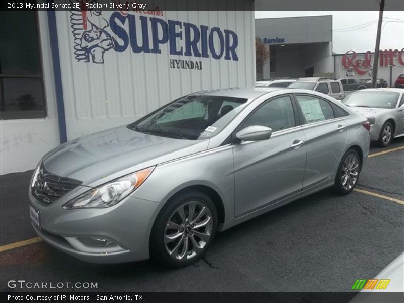 Radiant Silver / Gray 2013 Hyundai Sonata SE
