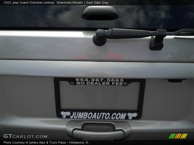 Silverstone Metallic / Dark Slate Gray 2002 Jeep Grand Cherokee Limited