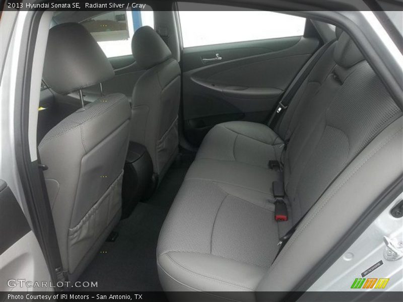 Radiant Silver / Gray 2013 Hyundai Sonata SE