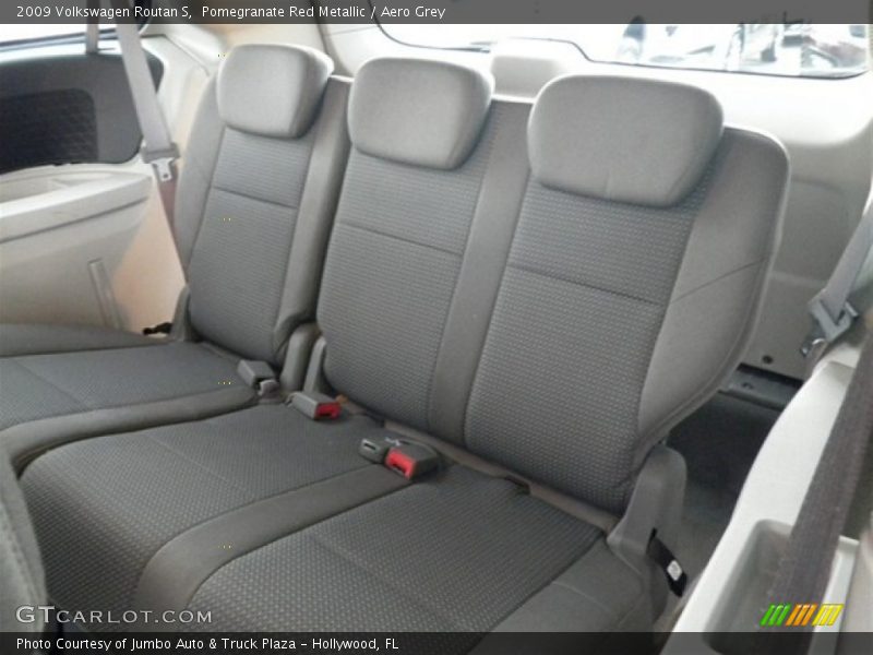 Pomegranate Red Metallic / Aero Grey 2009 Volkswagen Routan S