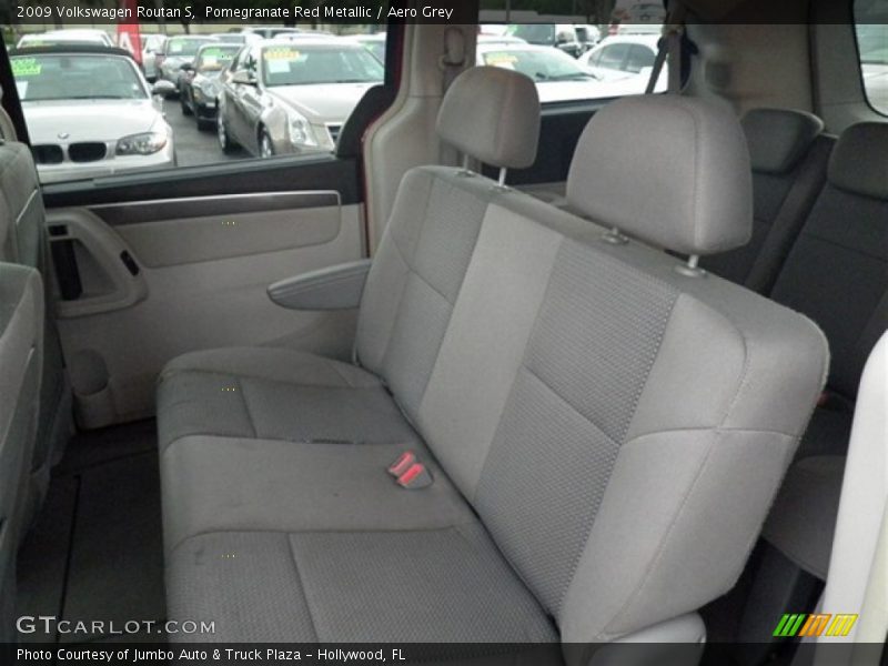 Pomegranate Red Metallic / Aero Grey 2009 Volkswagen Routan S