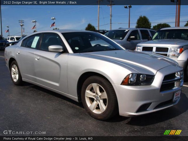 Bright Silver Metallic / Black 2012 Dodge Charger SE