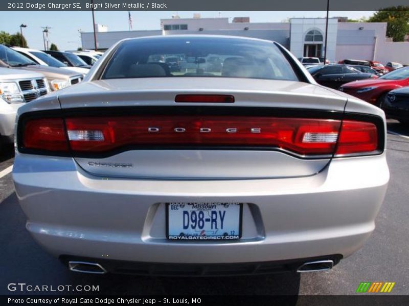 Bright Silver Metallic / Black 2012 Dodge Charger SE