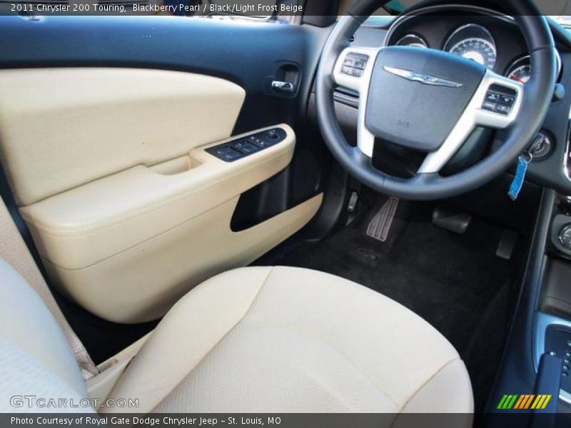 Blackberry Pearl / Black/Light Frost Beige 2011 Chrysler 200 Touring