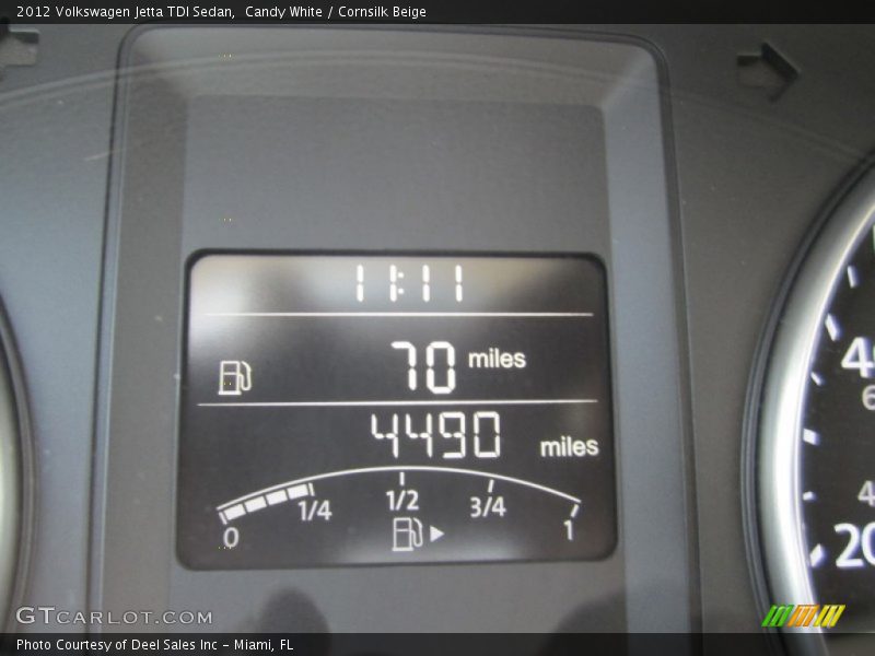 Candy White / Cornsilk Beige 2012 Volkswagen Jetta TDI Sedan