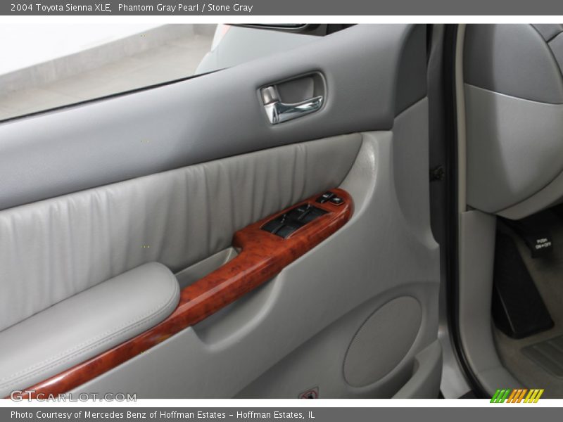 Phantom Gray Pearl / Stone Gray 2004 Toyota Sienna XLE