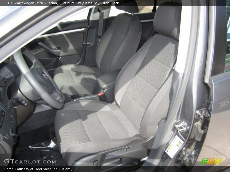 Platinum Grey Metallic / Titan Black 2010 Volkswagen Jetta S Sedan
