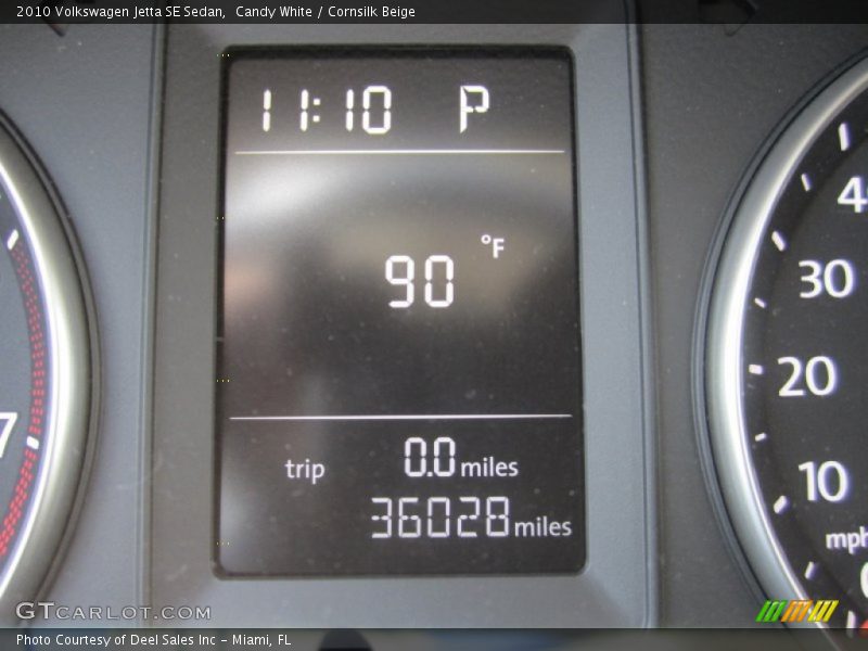 Candy White / Cornsilk Beige 2010 Volkswagen Jetta SE Sedan