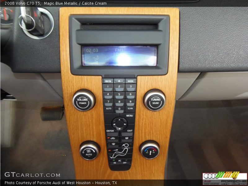 Magic Blue Metallic / Calcite Cream 2008 Volvo C70 T5