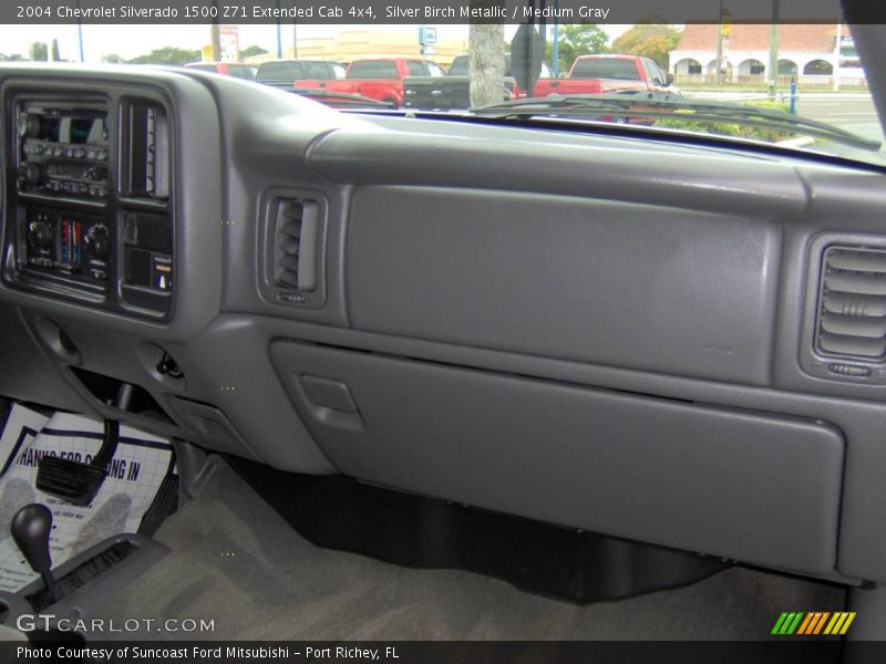 Silver Birch Metallic / Medium Gray 2004 Chevrolet Silverado 1500 Z71 Extended Cab 4x4