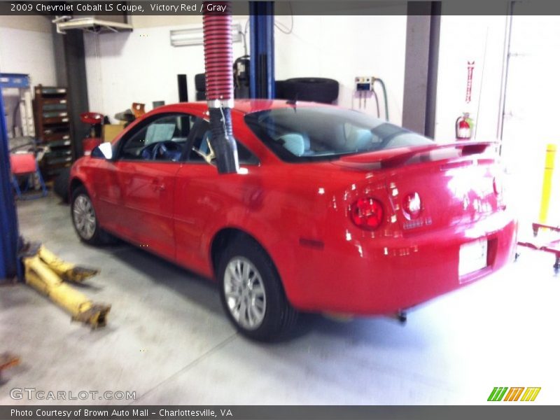 Victory Red / Gray 2009 Chevrolet Cobalt LS Coupe
