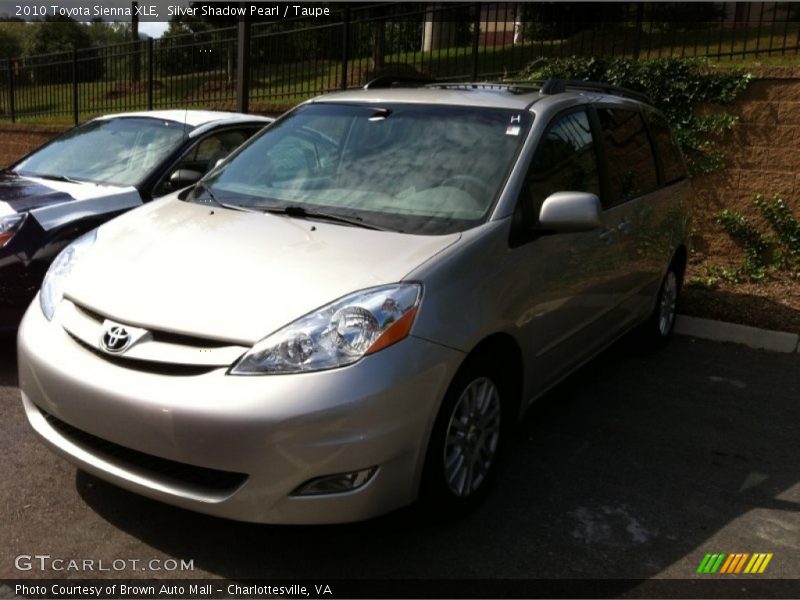Silver Shadow Pearl / Taupe 2010 Toyota Sienna XLE