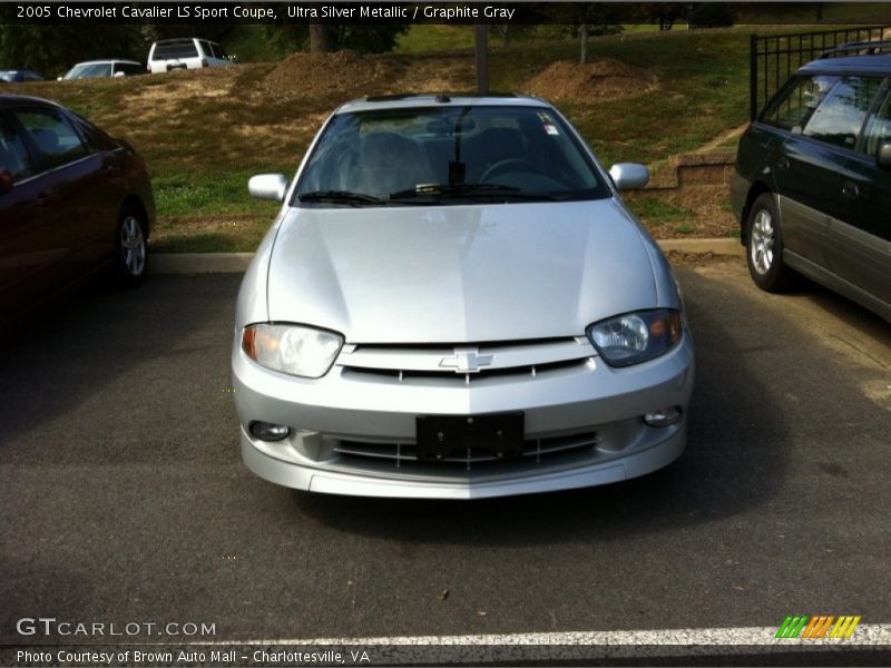 Ultra Silver Metallic / Graphite Gray 2005 Chevrolet Cavalier LS Sport Coupe
