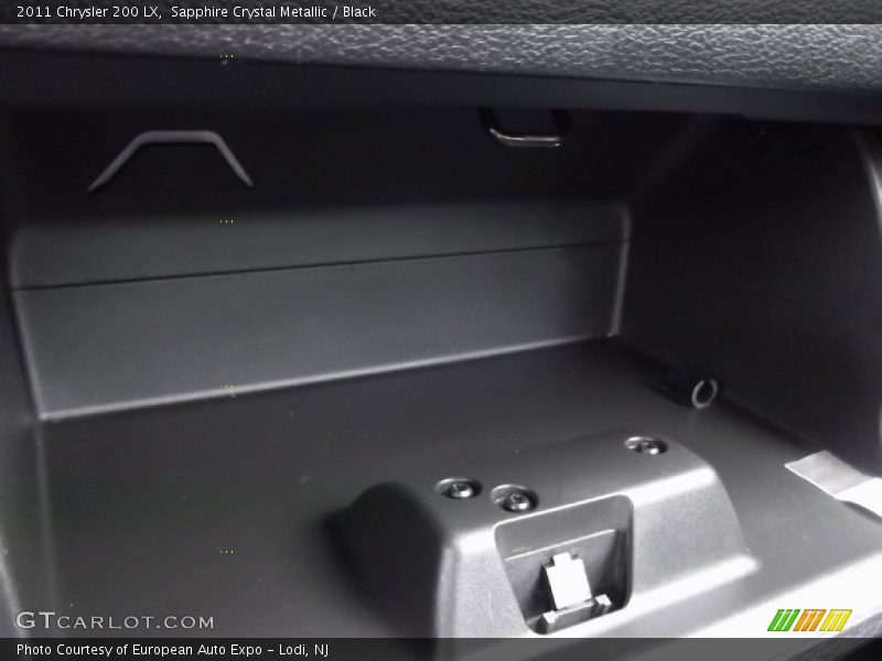 Sapphire Crystal Metallic / Black 2011 Chrysler 200 LX
