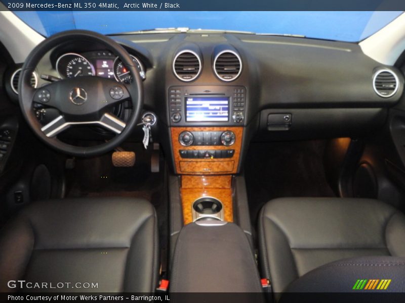 Arctic White / Black 2009 Mercedes-Benz ML 350 4Matic