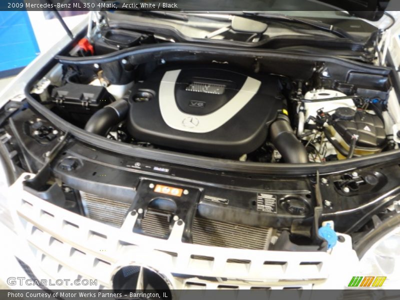 Arctic White / Black 2009 Mercedes-Benz ML 350 4Matic