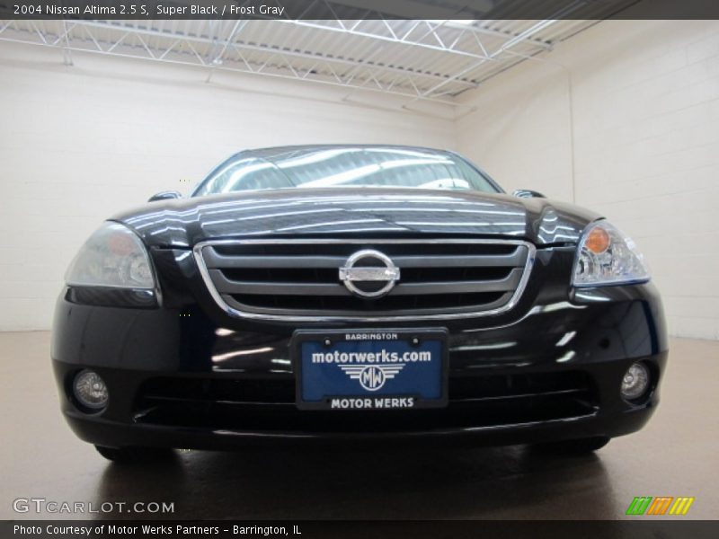 Super Black / Frost Gray 2004 Nissan Altima 2.5 S