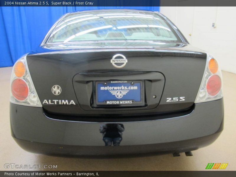 Super Black / Frost Gray 2004 Nissan Altima 2.5 S