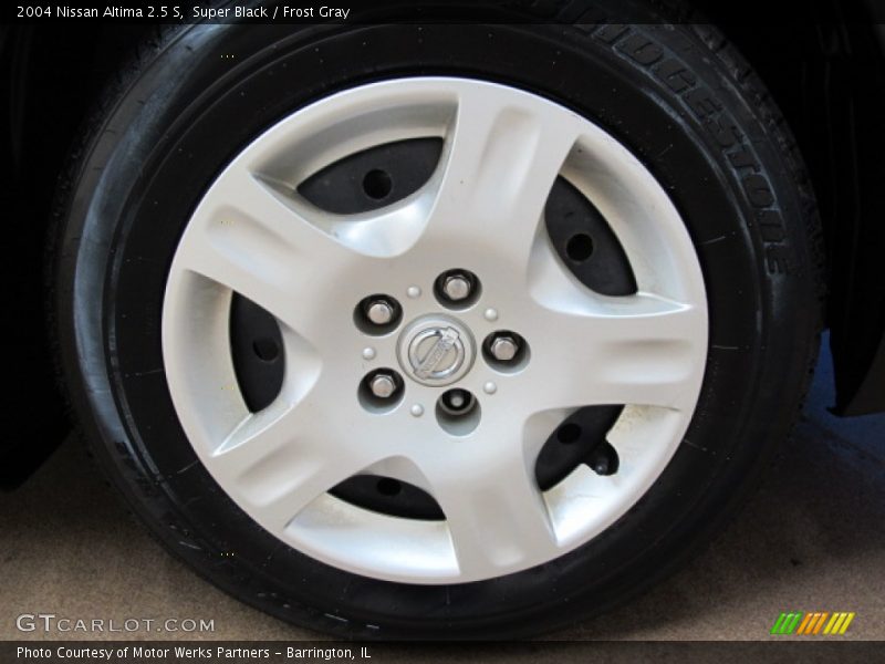 Super Black / Frost Gray 2004 Nissan Altima 2.5 S