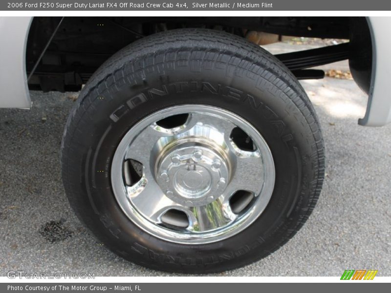 Silver Metallic / Medium Flint 2006 Ford F250 Super Duty Lariat FX4 Off Road Crew Cab 4x4