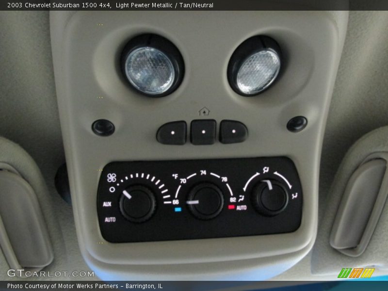 Light Pewter Metallic / Tan/Neutral 2003 Chevrolet Suburban 1500 4x4