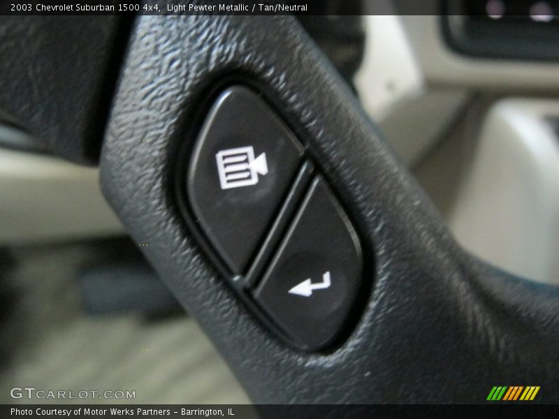 Light Pewter Metallic / Tan/Neutral 2003 Chevrolet Suburban 1500 4x4