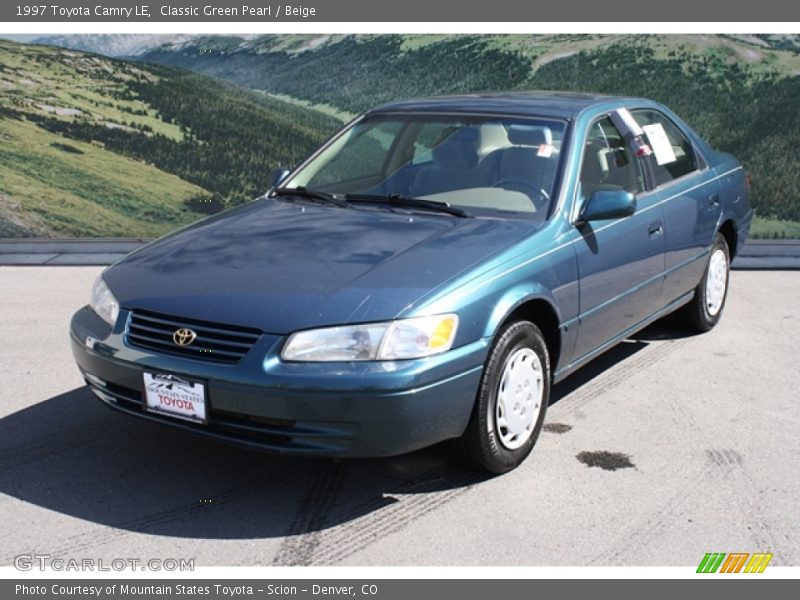 Classic Green Pearl / Beige 1997 Toyota Camry LE