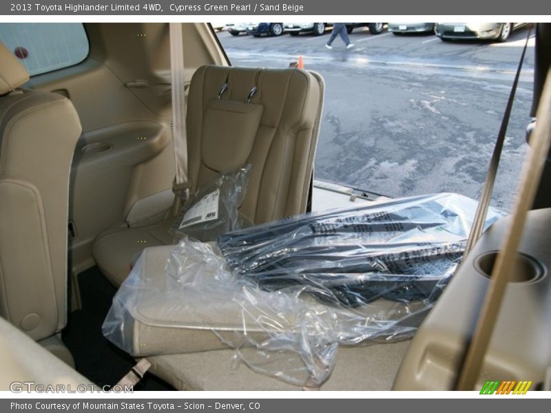 Cypress Green Pearl / Sand Beige 2013 Toyota Highlander Limited 4WD