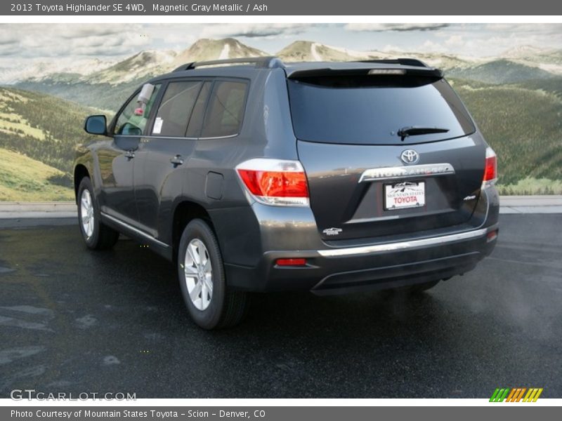 Magnetic Gray Metallic / Ash 2013 Toyota Highlander SE 4WD