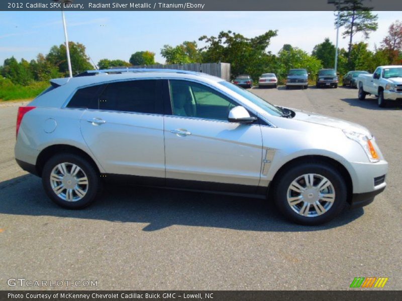 Radiant Silver Metallic / Titanium/Ebony 2012 Cadillac SRX Luxury