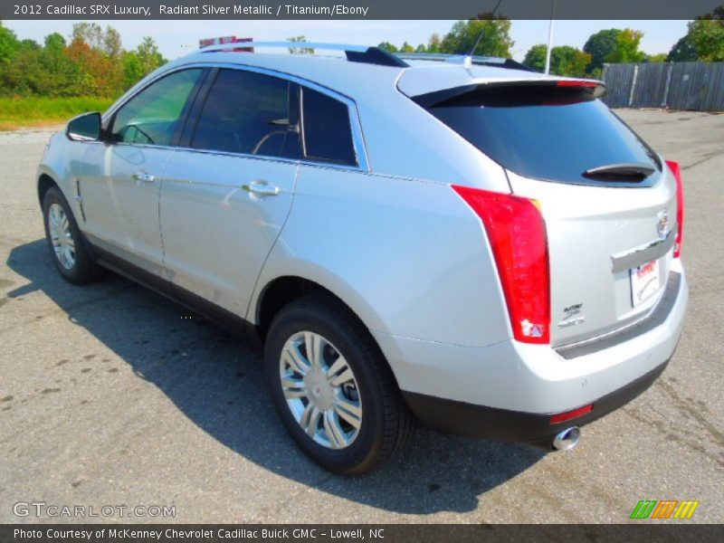 Radiant Silver Metallic / Titanium/Ebony 2012 Cadillac SRX Luxury