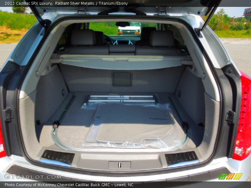 Radiant Silver Metallic / Titanium/Ebony 2012 Cadillac SRX Luxury
