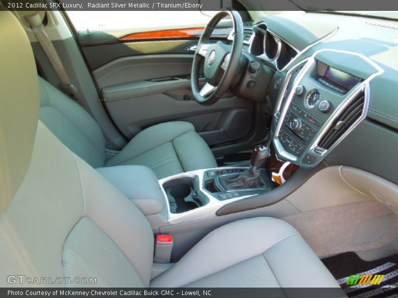 Radiant Silver Metallic / Titanium/Ebony 2012 Cadillac SRX Luxury