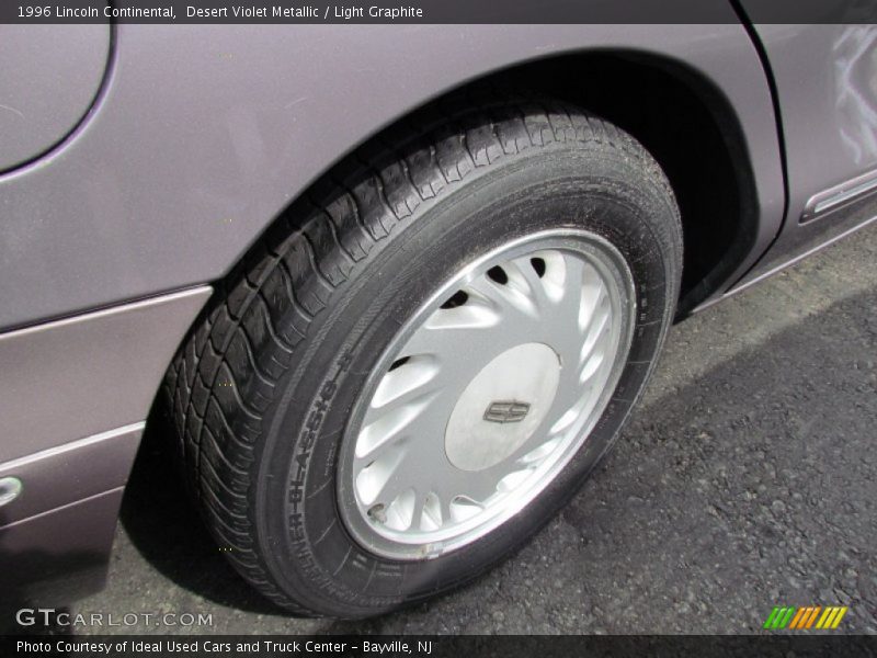 Desert Violet Metallic / Light Graphite 1996 Lincoln Continental
