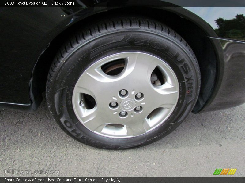 Black / Stone 2003 Toyota Avalon XLS