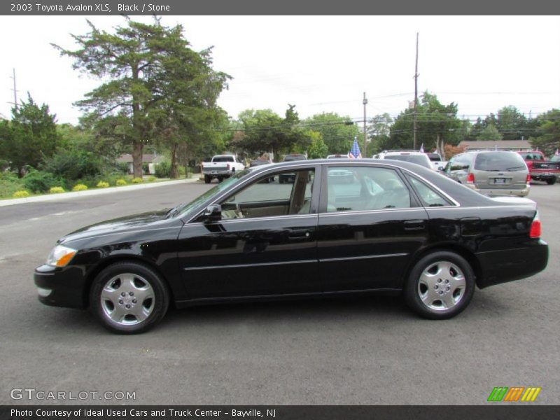 Black / Stone 2003 Toyota Avalon XLS