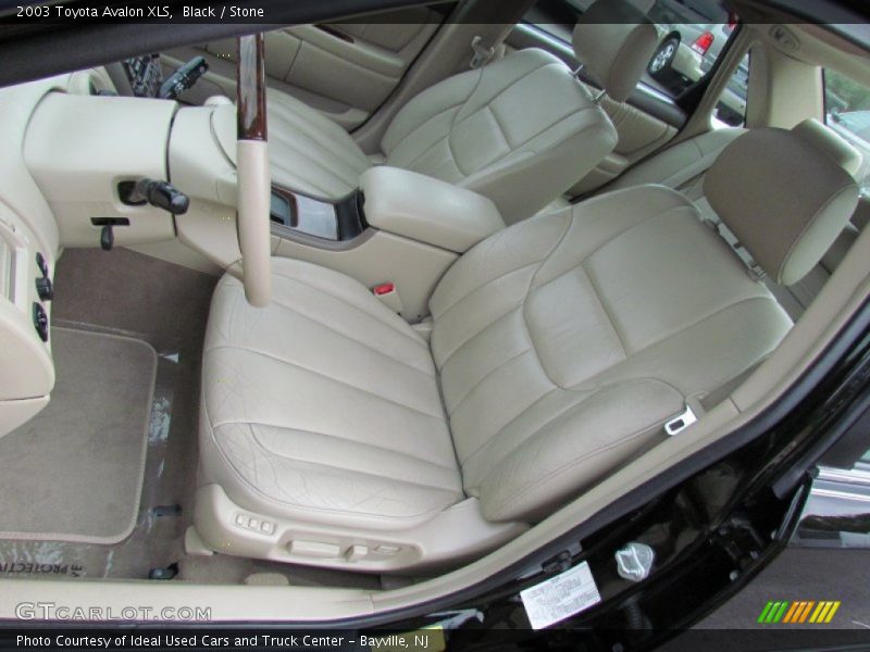 Black / Stone 2003 Toyota Avalon XLS