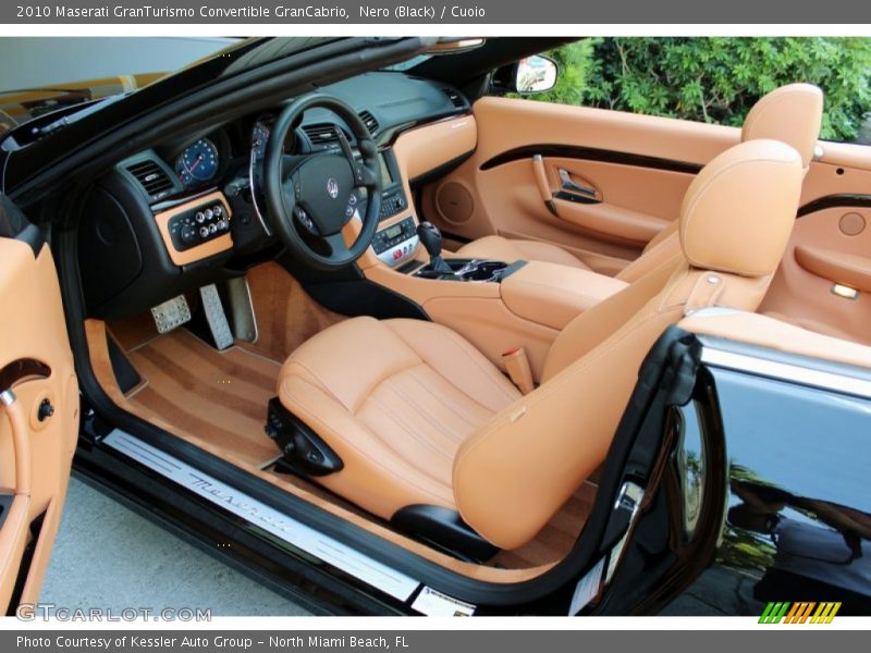  2010 GranTurismo Convertible GranCabrio Cuoio Interior