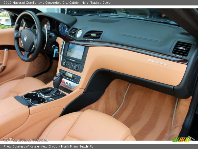 Dashboard of 2010 GranTurismo Convertible GranCabrio