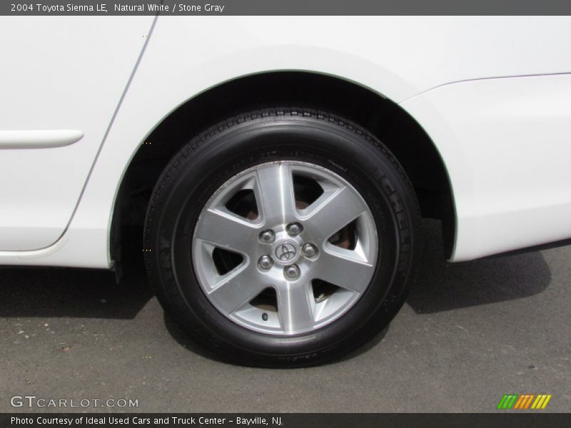 Natural White / Stone Gray 2004 Toyota Sienna LE