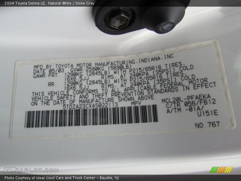 Natural White / Stone Gray 2004 Toyota Sienna LE