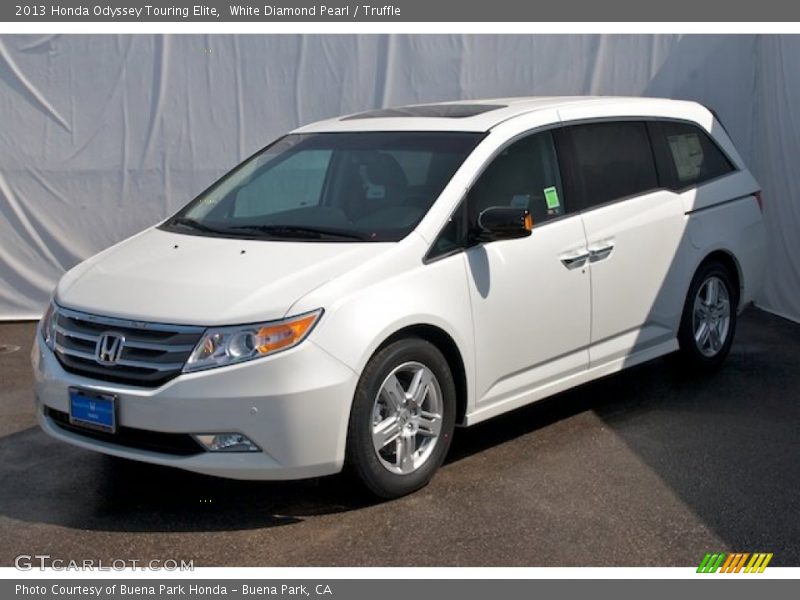 White Diamond Pearl / Truffle 2013 Honda Odyssey Touring Elite
