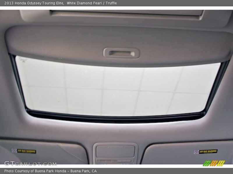 White Diamond Pearl / Truffle 2013 Honda Odyssey Touring Elite