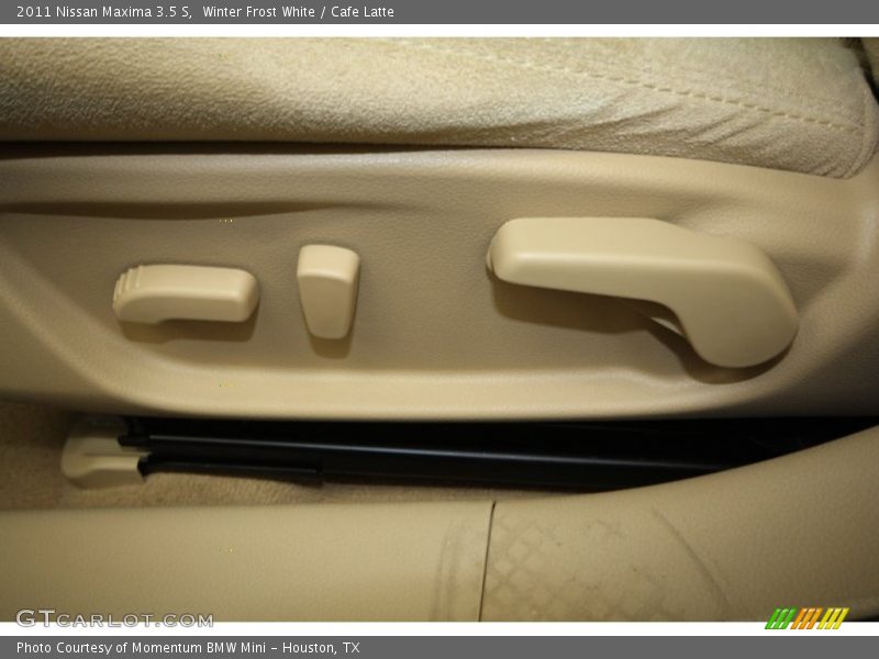 Winter Frost White / Cafe Latte 2011 Nissan Maxima 3.5 S