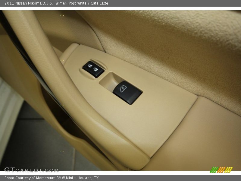 Winter Frost White / Cafe Latte 2011 Nissan Maxima 3.5 S