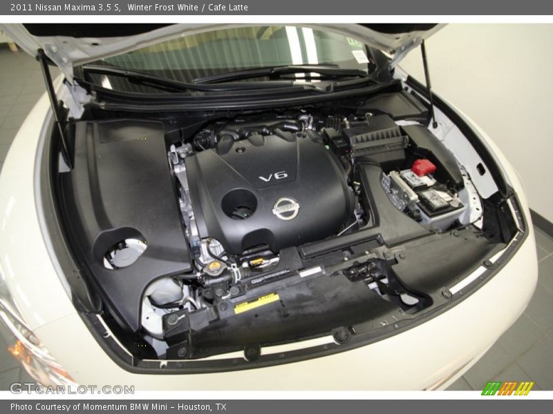 Winter Frost White / Cafe Latte 2011 Nissan Maxima 3.5 S