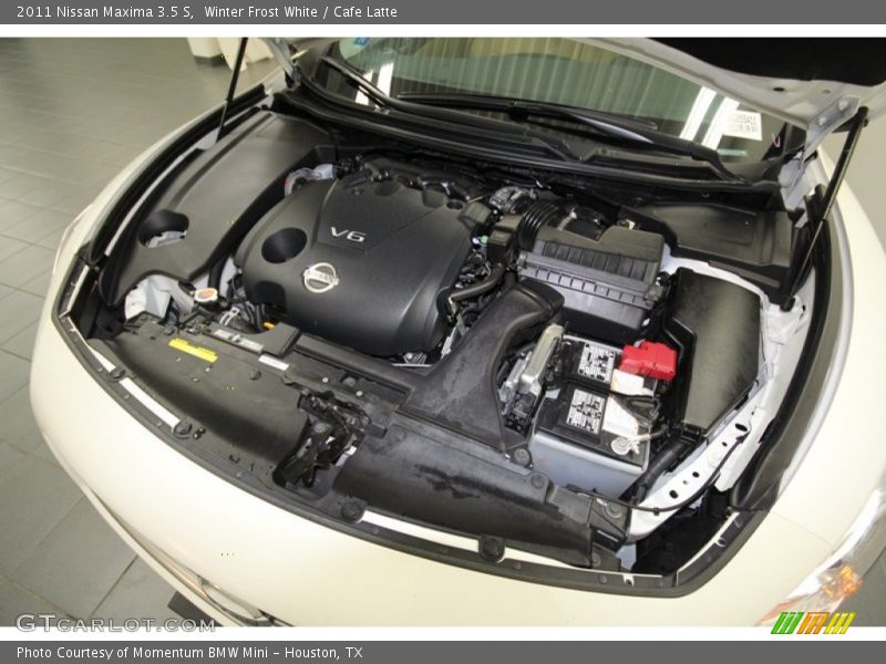 Winter Frost White / Cafe Latte 2011 Nissan Maxima 3.5 S