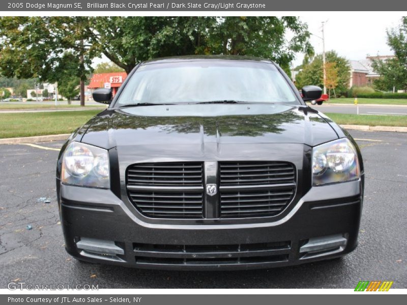 Brilliant Black Crystal Pearl / Dark Slate Gray/Light Graystone 2005 Dodge Magnum SE